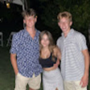 Meet your Posher, Ola